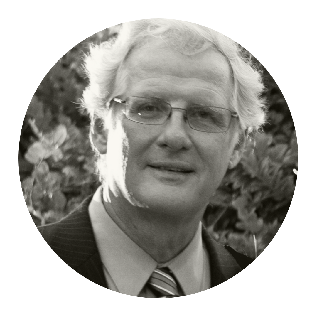 Headshot_website_MahonR